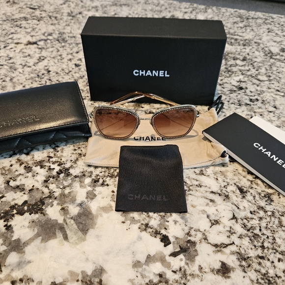 CHANEL Accessories - CHANEL Square Sunglasses